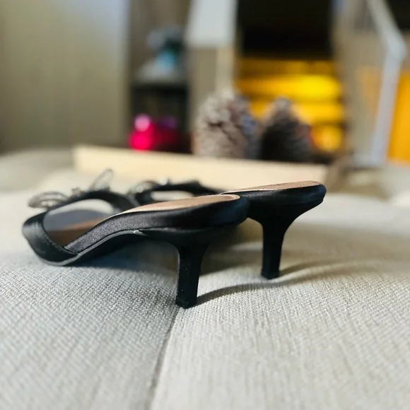 Torrid Elegant Black Mules with Silver Bow - Picture 5 of 6